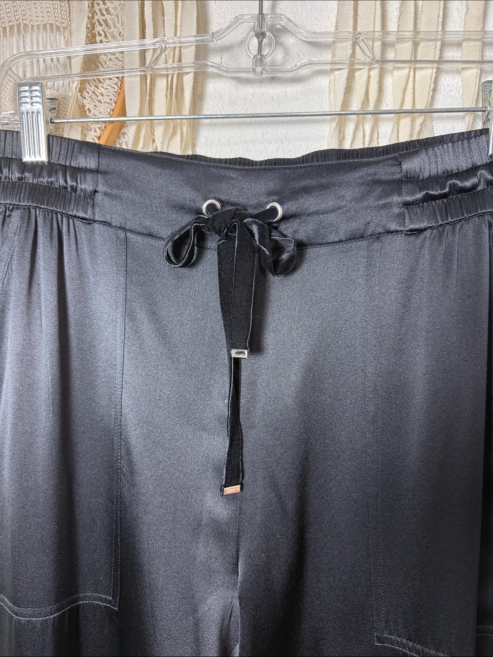 CAMI NYC Black Silk Elsie Cargo Jogger Size Small - Picture 5 of 12